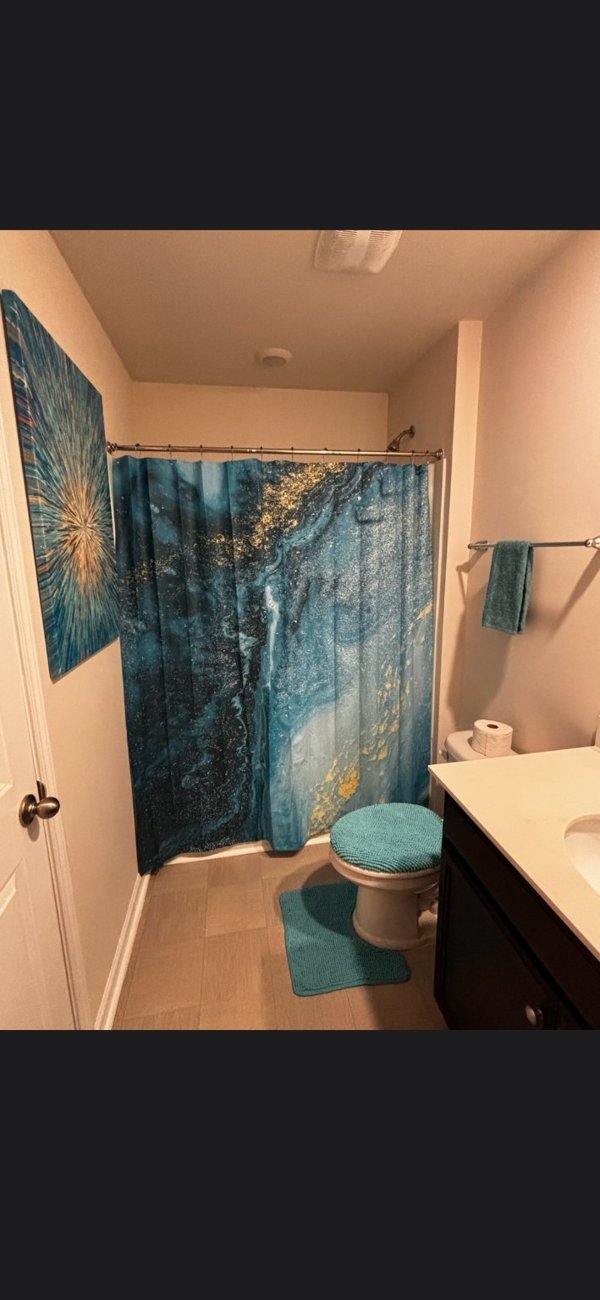 Guest bathroom with shower